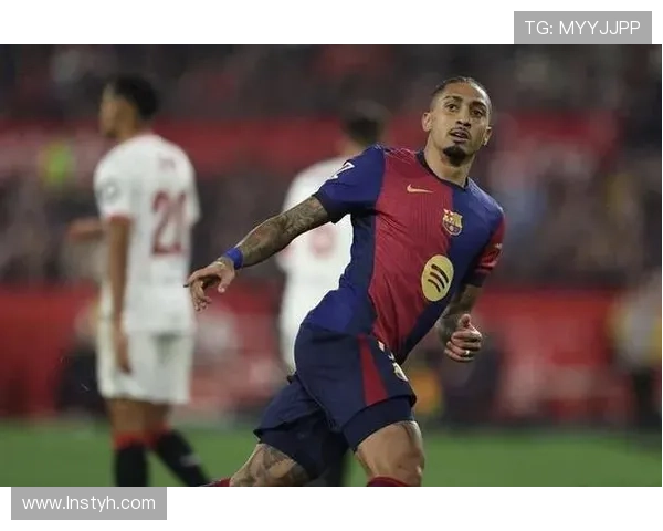 佩德里因肠胃炎缺席训练拉菲尼亚完成部分训练状态良好